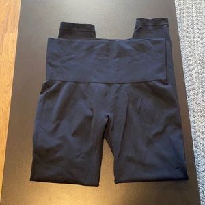 Tummy tuck leggings